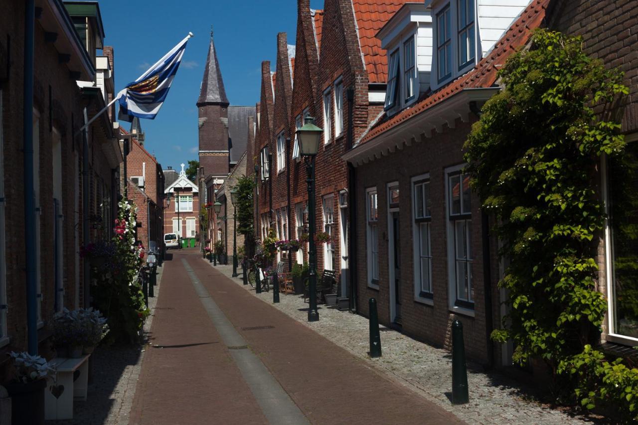 De Kleene Meebaele Tholen Exteriör bild